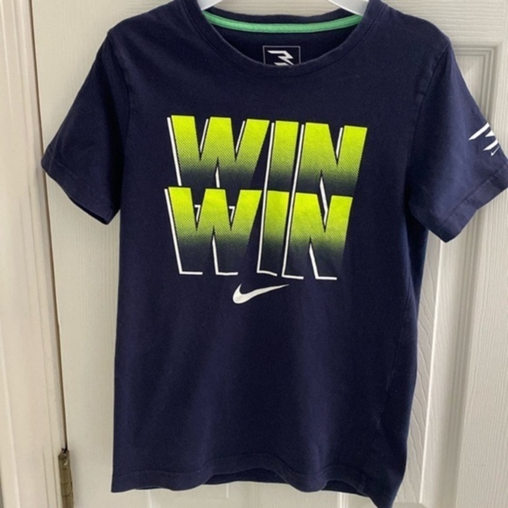 Like new Nike Tee